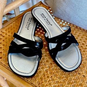New Italian Patent leather sandals by Mila Paola size 7 1/2 black